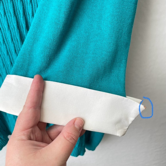 NY Collection Woman Teal Sweater Top Attached Collar & Silver Pendant Size 3X - Picture 6 of 12